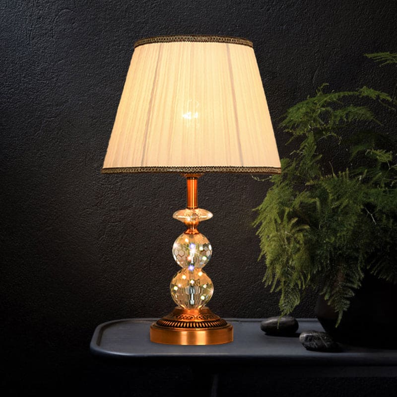 Lámpara de Mesa Elegante en Cristal Cincelado