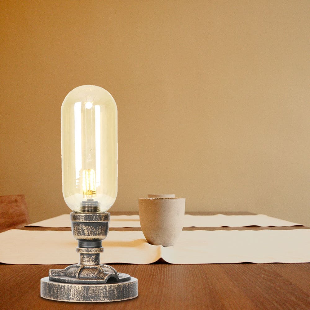 Lámpara de Mesa de Metal Elegante con Pantalla Industrial