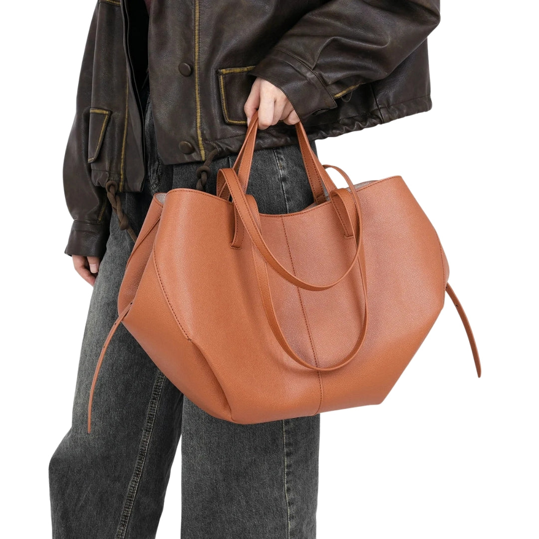 Bolso de mano de cuero mujer elegante y práctico