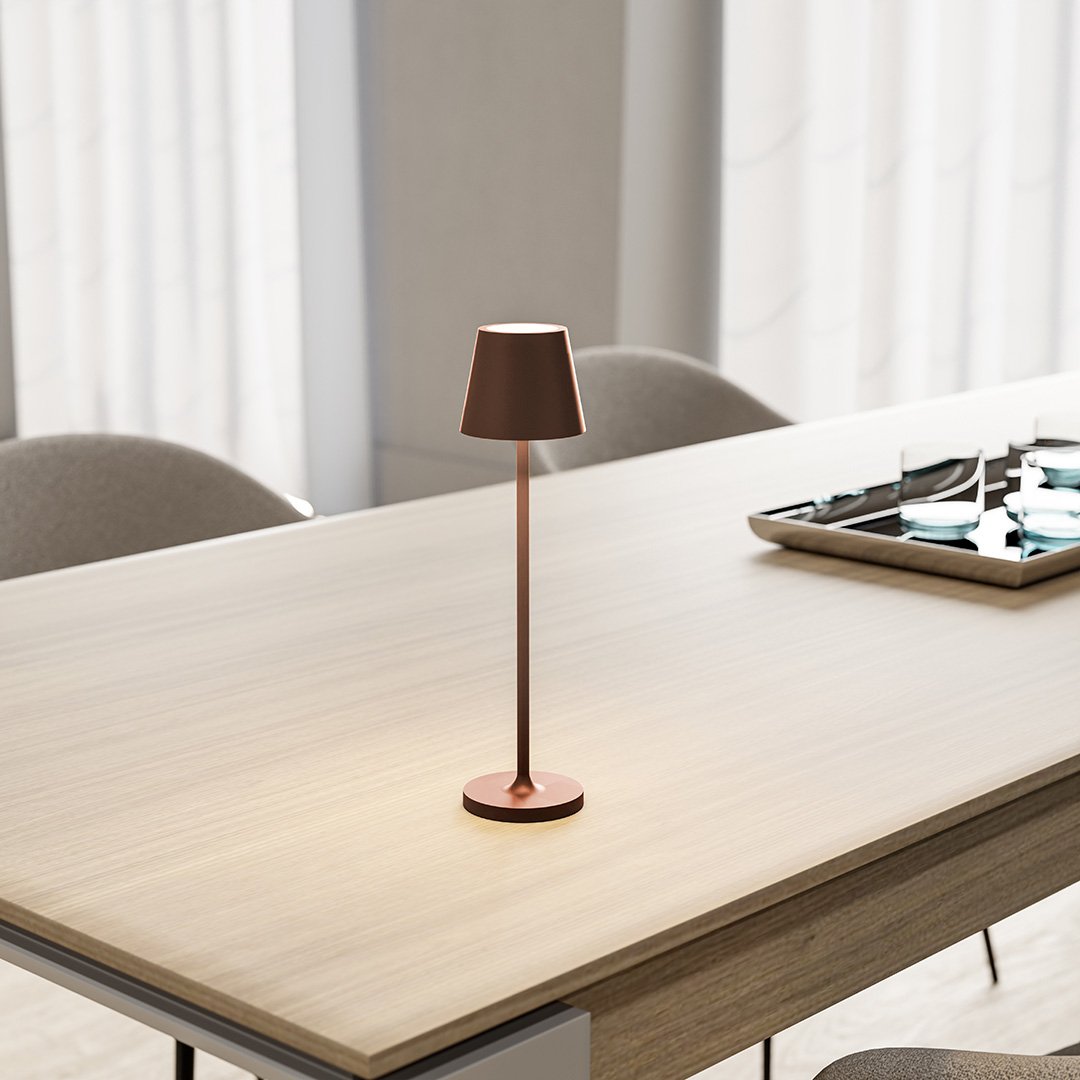 Lámpara LED Compacta con Pantalla Táctil y Larga Duración