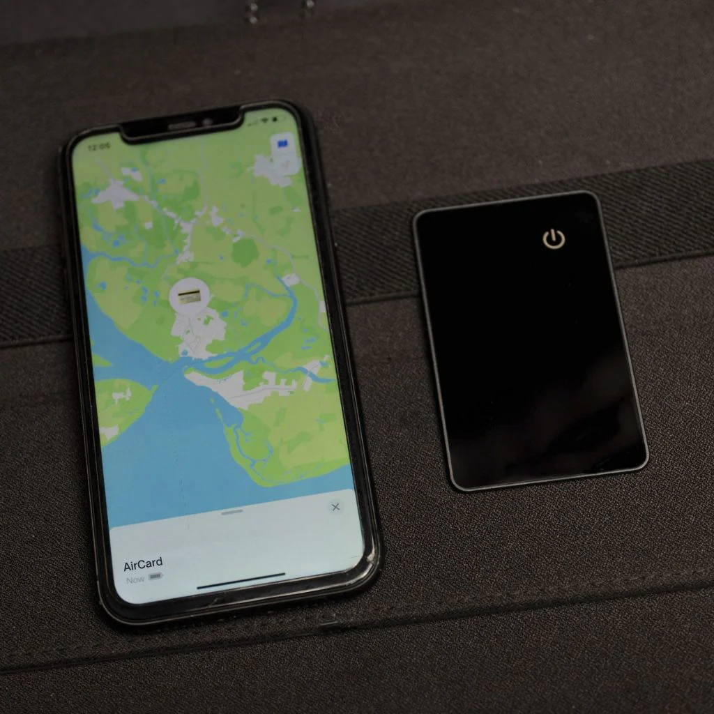 Marcherelle™ – Tarjeta de seguimiento de cartera ultrafina para localización fácil